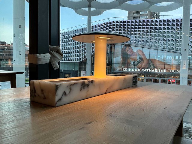 Hutten - bartafel met 4 barkrukken (2x) - afbeelding 7 van  8