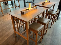 Hutten - bartafel met 4 barkrukken - afbeelding 1 van  4