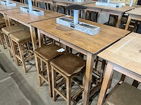 Hutten - bartafel met 4 barkrukken - afbeelding 4 van  5