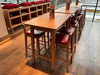 Hutten - bartafel met 4 barkrukken - afbeelding 1 van  4