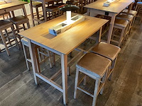 Hutten - bartafel met 4 barkrukken - afbeelding 2 van  6