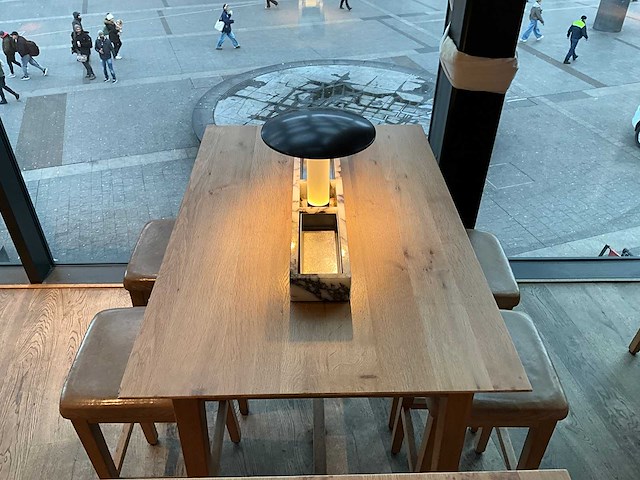 Hutten - bartafel met 4 barkrukken - afbeelding 3 van  4