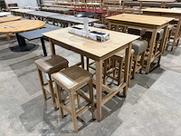 Hutten - bartafel met 4 krukken - afbeelding 3 van  7