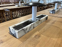 Hutten - bartafel met 5 barkrukken - afbeelding 4 van  4