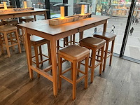 Hutten - bartafel met 6 barkrukken - afbeelding 1 van  7