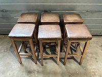 Hutten - bartafel met 6 barkrukken - afbeelding 6 van  7