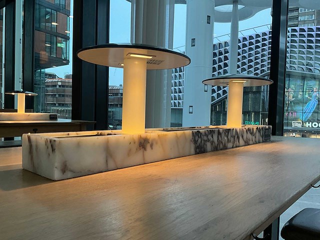 Hutten - bartafel met 6 barkrukken - afbeelding 6 van  7