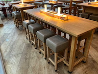 Hutten - bartafel met 8 barkrukken - afbeelding 3 van  5