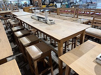 Hutten - bartafel met 8 krukken - afbeelding 11 van  13