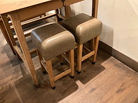 Hutten - bartafel met bank en 2 barkrukken (2x) - afbeelding 5 van  7