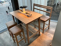 Hutten - bartafel met bank en 2 barkrukken - afbeelding 1 van  6