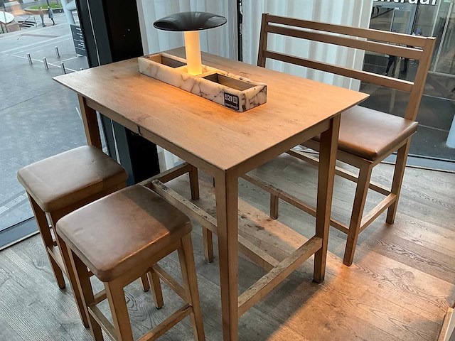 Hutten - bartafel met bank en 2 barkrukken - afbeelding 2 van  6