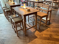 Hutten - bartafel met bank en 2 barkrukken - afbeelding 1 van  8