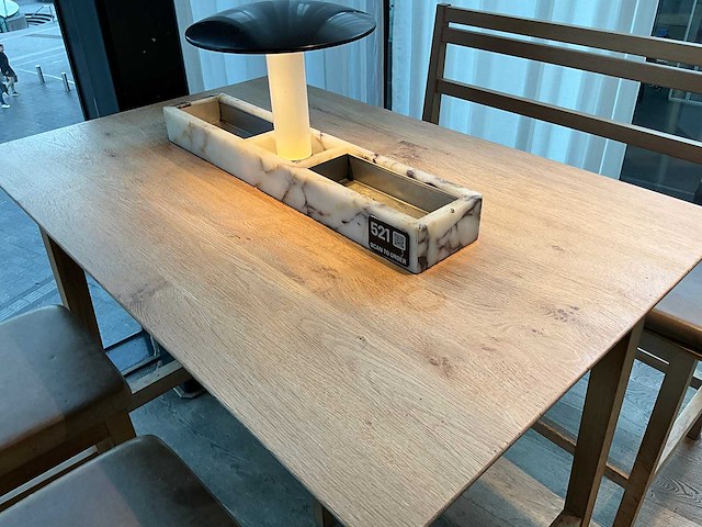 Hutten - bartafel met bank en 2 barkrukken - afbeelding 4 van  7