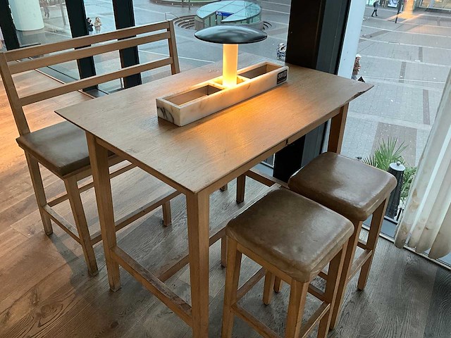 Hutten - bartafel met bank en 2 barkrukken - afbeelding 3 van  6