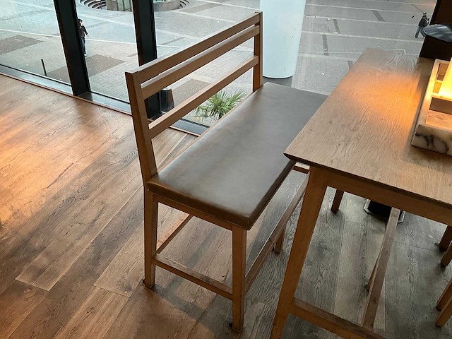 Hutten - bartafel met bank en 2 barkrukken - afbeelding 5 van  6