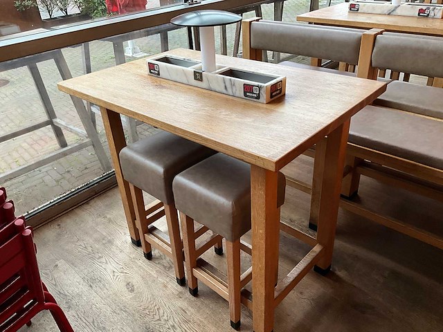 Hutten - bartafel met bank en 2 krukken (2x) - afbeelding 6 van  9