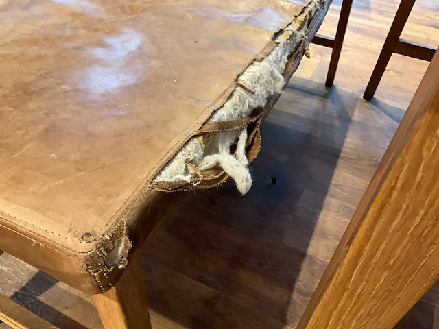 Hutten - bartafel met bank en 3 barkrukken - afbeelding 7 van  8