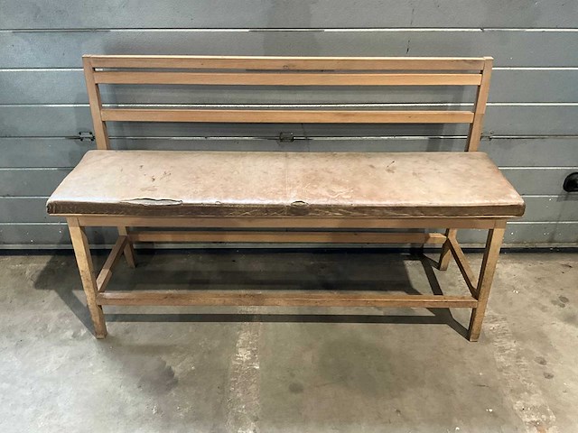 Hutten - bartafel met bank en 3 barkrukken - afbeelding 4 van  7