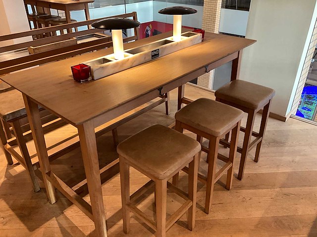 Hutten - bartafel met bank en 3 barkrukken - afbeelding 4 van  6