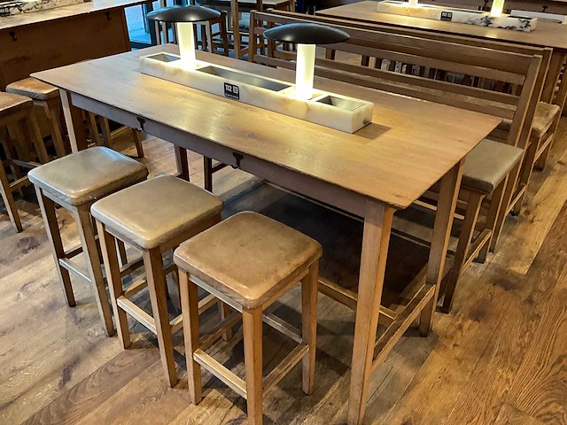 Hutten - bartafel met bank en 3 barkrukken - afbeelding 5 van  7