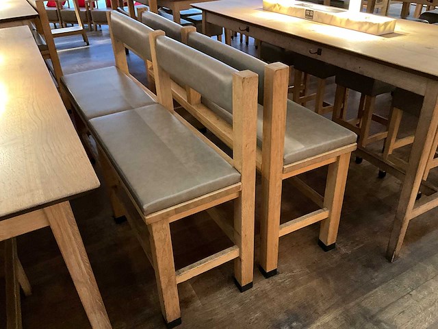 Hutten - bartafel met bank en 4 barkrukken (2x) - afbeelding 6 van  9