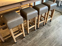 Hutten - bartafel met bank en 4 barkrukken - afbeelding 2 van  7