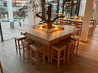 Hutten - bartafel met boom en 12 barkrukken - afbeelding 1 van  11