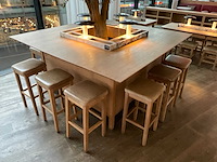 Hutten - bartafel met boom en 12 barkrukken - afbeelding 2 van  7