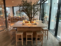 Hutten - bartafel met boom en 12 barkrukken - afbeelding 7 van  7