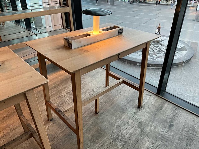 Hutten - bartafel met marmeren opbouw en verlichting - afbeelding 1 van  5