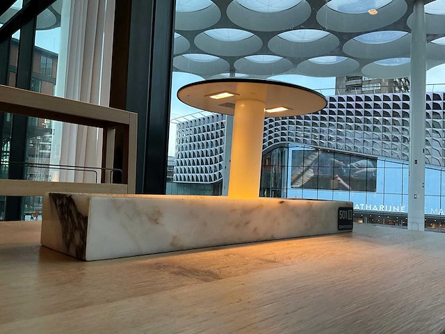 Hutten - bartafel met marmeren opbouw en verlichting - afbeelding 4 van  5