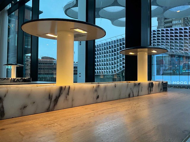 Hutten - bartafel met marmeren opbouw en verlichting - afbeelding 6 van  6