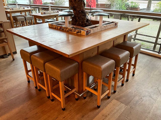 Hutten - bartafel met marmeren opbouw, verlichting & boom - afbeelding 2 van  9