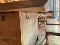 Hutten - bartafel met marmeren opbouw, verlichting & boom - afbeelding 8 van  8