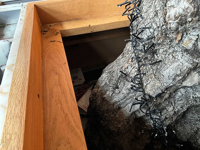 Hutten - bartafel met marmeren opbouw, verlichting & boom - afbeelding 6 van  9