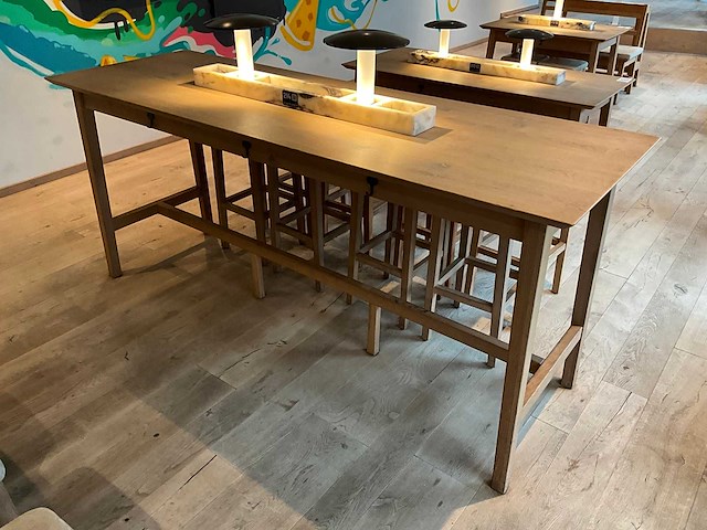 Hutten - bartafel met marmeren opbouw & verlichting - afbeelding 1 van  4