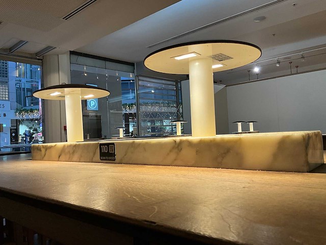 Hutten - bartafel met marmeren opbouw & verlichting - afbeelding 3 van  4