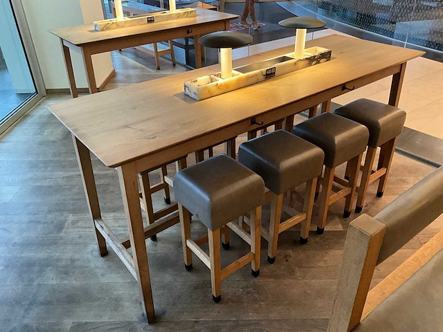 Hutten - bartafel met marmeren opbouw & verlichting - afbeelding 1 van  5