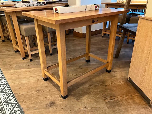 Hutten - bartafel met marmeren opbouw & verlichting - afbeelding 3 van  3