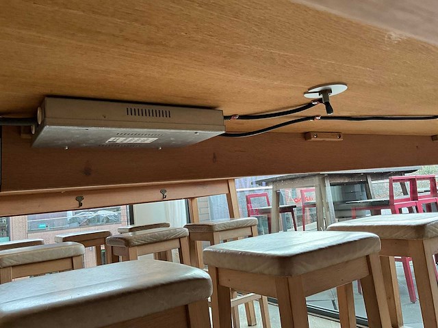 Hutten - bartafel met marmeren opbouw & verlichting - afbeelding 5 van  6