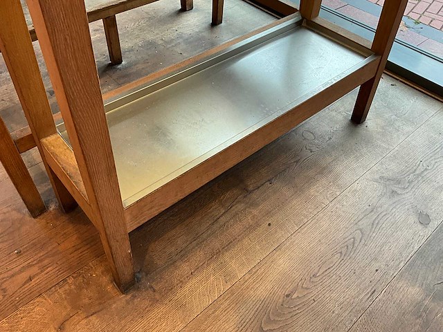 Hutten - bijzettafel met led-verlichting - afbeelding 2 van  5