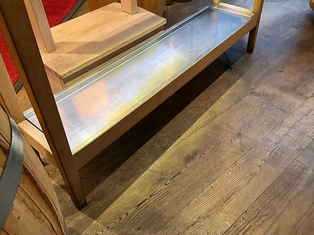 Hutten - bijzettafel met led-verlichting - afbeelding 2 van  4