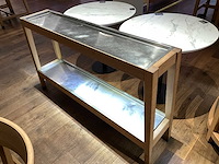 Hutten - bijzettafel met led-verlichting - afbeelding 1 van  4