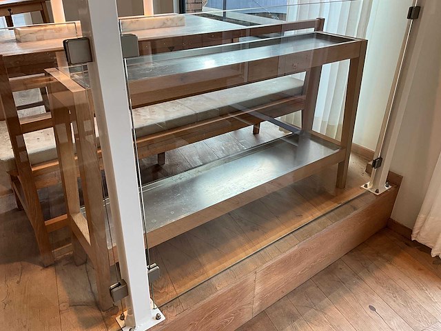 Hutten - bijzettafel met led-verlichting - afbeelding 4 van  4