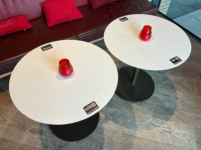 Hutten - bistrotafel ø 68 cm (2x) - afbeelding 2 van  3