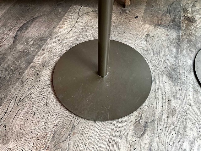 Hutten - bistrotafel ø 68 cm (2x) - afbeelding 2 van  3