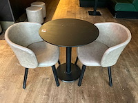 Hutten - bistrotafel met 2 lederen stoelen - afbeelding 2 van  4