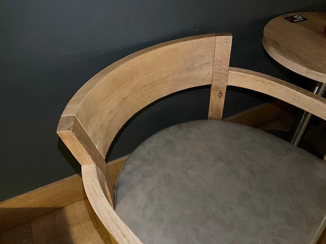 Hutten - bistrotafel met 2 loungestoelen - afbeelding 6 van  6