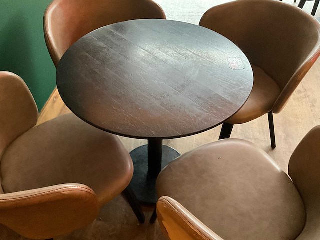 Hutten - bistrotafel met 4 lederen stoelen - afbeelding 3 van  5